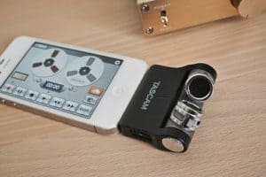 TASCAM iM2X attached on iPhone 4s