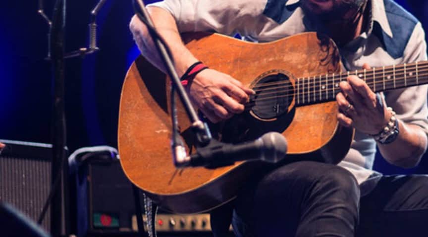 5 Best Ways To Record Acoustic Guitar Better: Simple But Effective ...