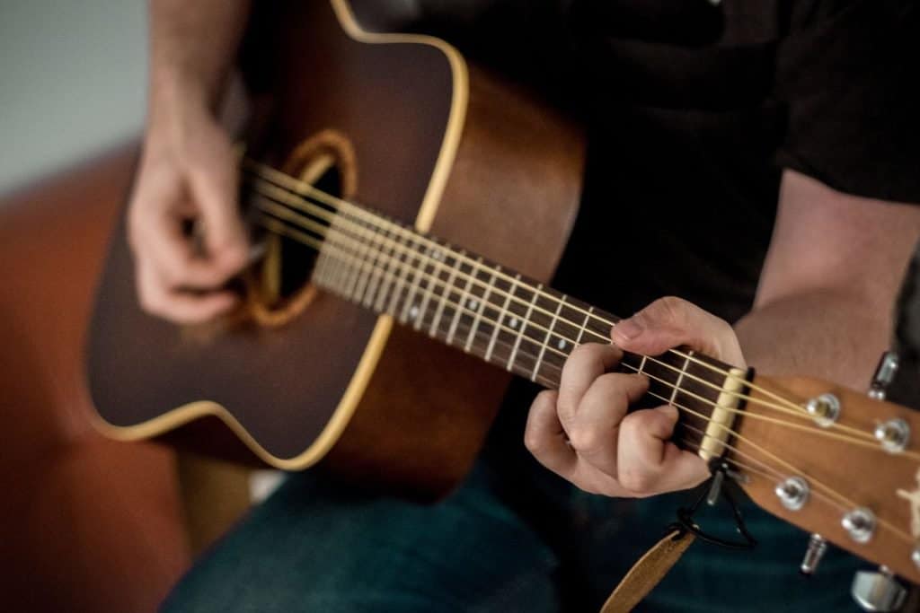 How To Fix Fret Buzz On Acoustic Guitar