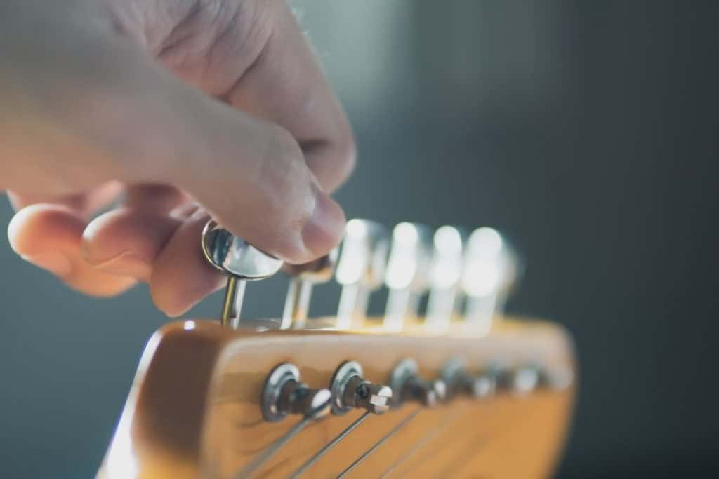 How To Tune A Guitar Down A Halfstep